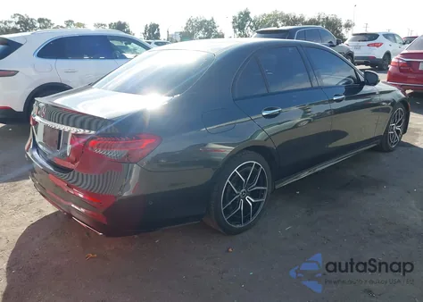 2021 Mercedes-Benz E 350 z USA, uszkodzony, nr VIN W1KZF8DB7MA946473